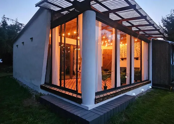 Przy Promenadzie Zdrojowej *